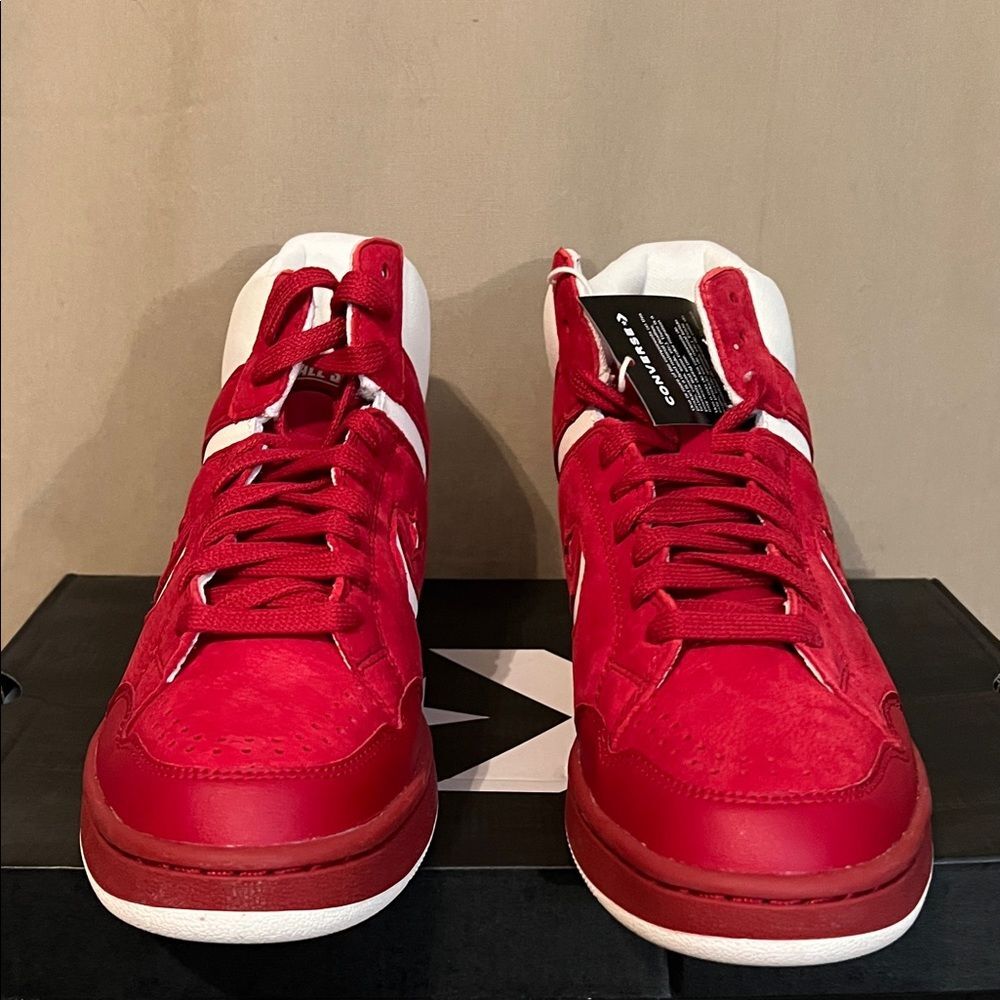 Converse Fastbreak Mid Red White Sneakers Mens 9.5 NWT Classic Retro Basketball - Picture 4 of 7